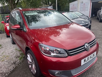 Used Volkswagen Touran 2011 for sale - 79562208: Photo