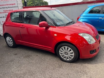 Used Suzuki Swift 2011 for sale - 79370261: Photo