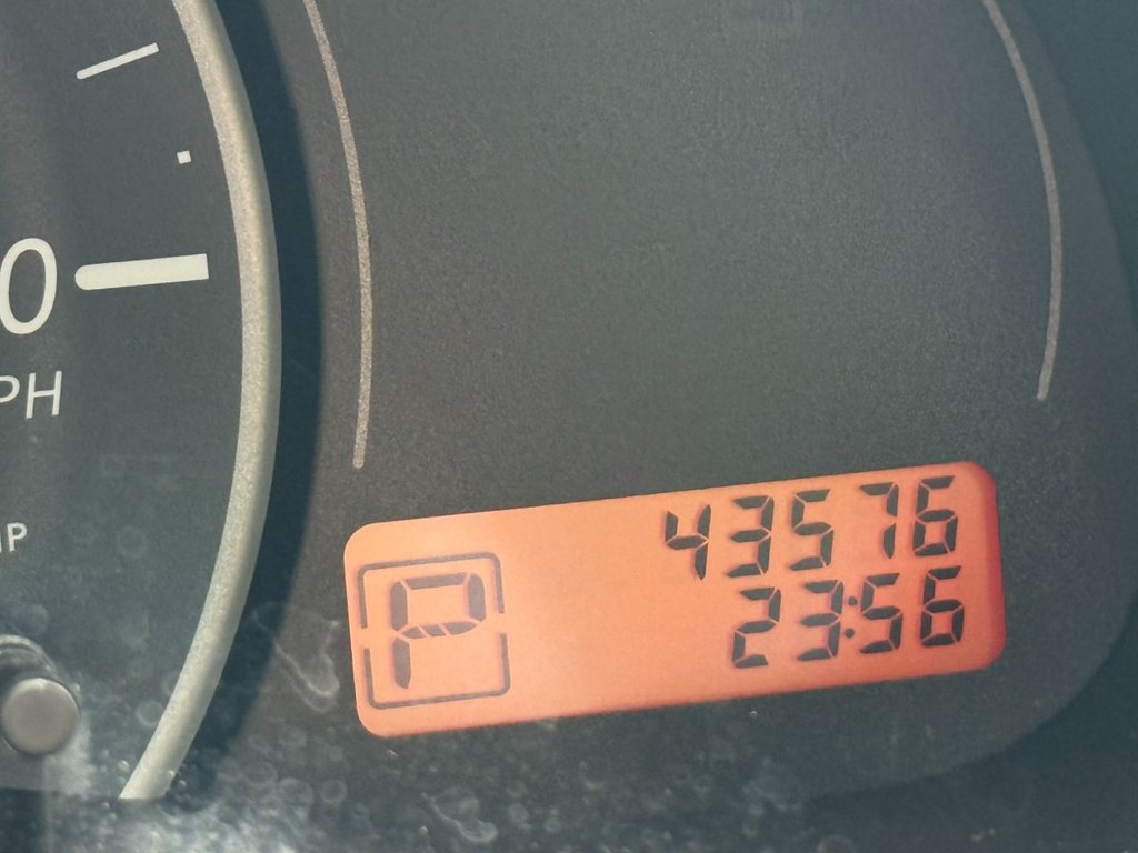 Used Nissan Micra 2012 for sale - 76395920: Photo 21