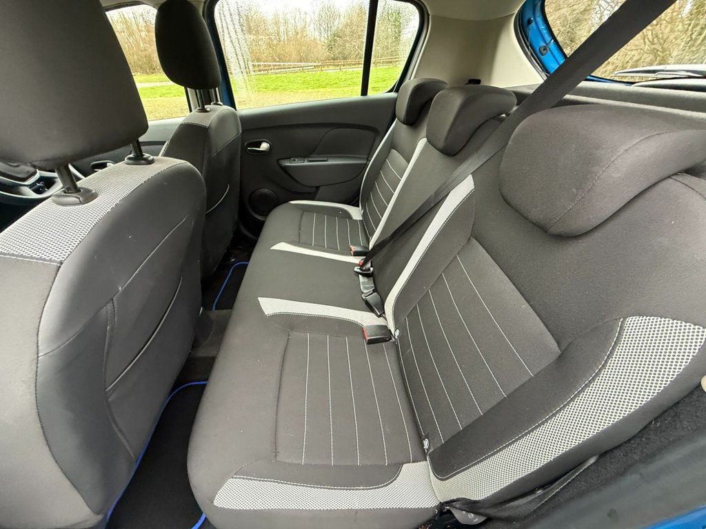 Used Dacia Sandero Stepway 2019 for sale - 77254402: Photo 10