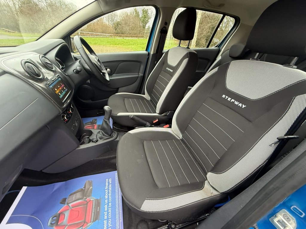 Used Dacia Sandero Stepway 2019 for sale - 77254402: Photo 9