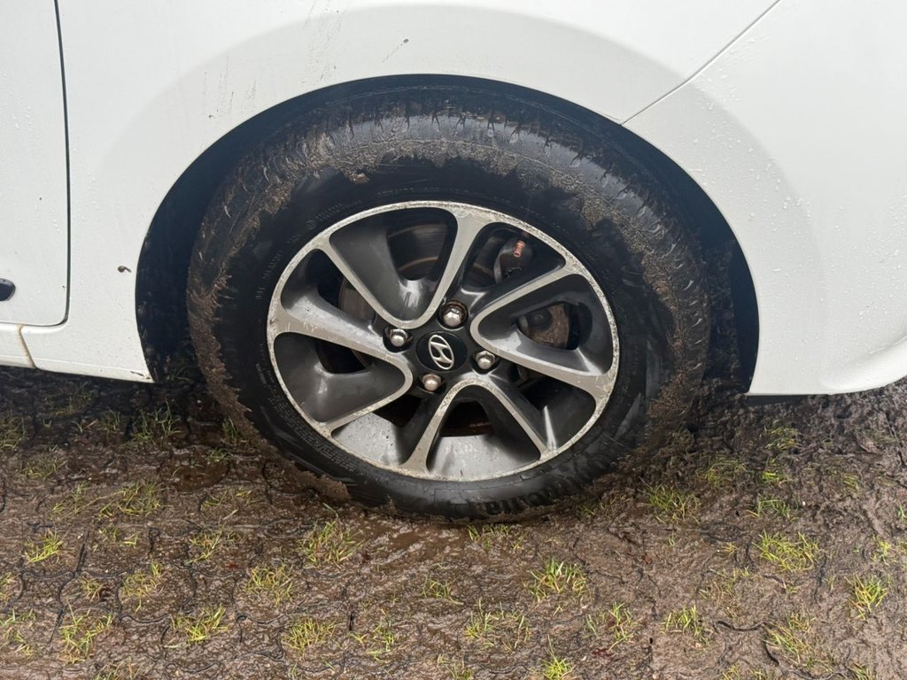 Used Hyundai i10 2018 for sale - 77254397: Photo 28