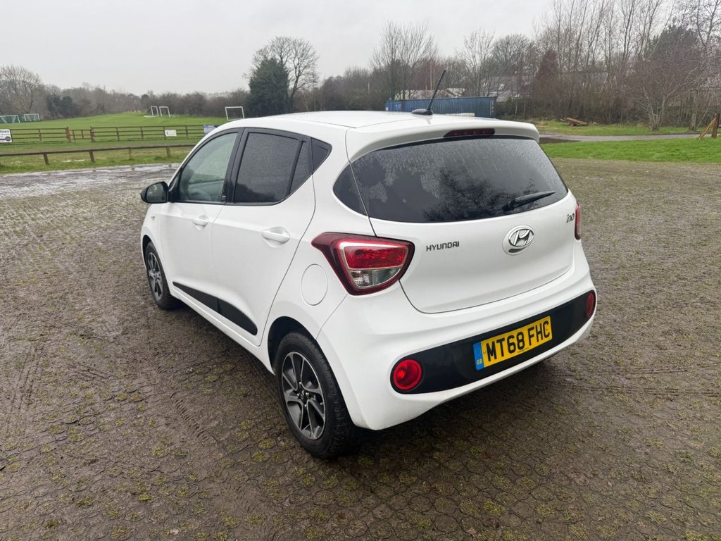 Used Hyundai i10 2018 for sale - 77254397: Photo 4