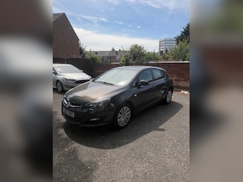 Used Vauxhall Astra 2013 for sale - 79312063: Photo