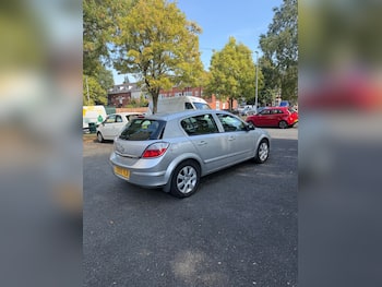 Used Vauxhall Astra 2005 for sale - 79625840: Photo