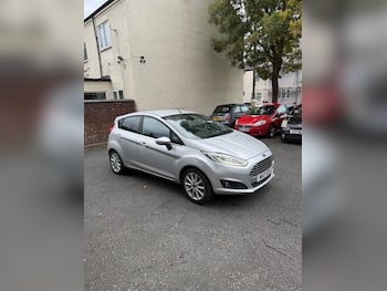 Used Ford Fiesta 2017 for sale - 79697614: Photo
