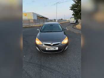 Used Vauxhall Astra 2011 for sale - 79374911: Photo