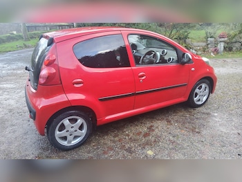 2012 (12) - 1.0 Sportium 5dr