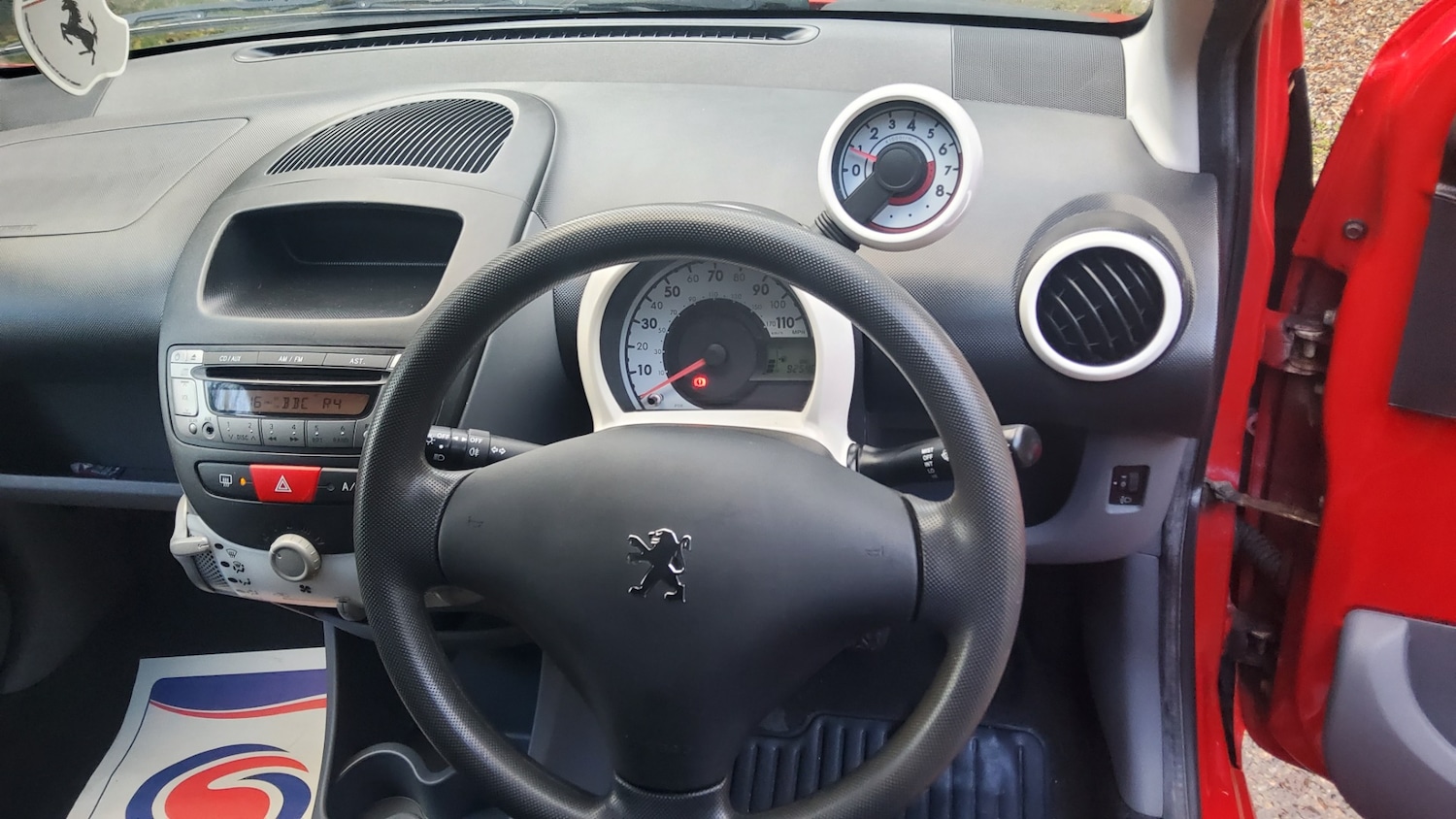 Used Peugeot 107 2012 for sale - 76626723: Photo 2
