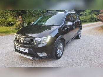 Used Dacia Sandero Stepway 2017 for sale - 79295136: Photo