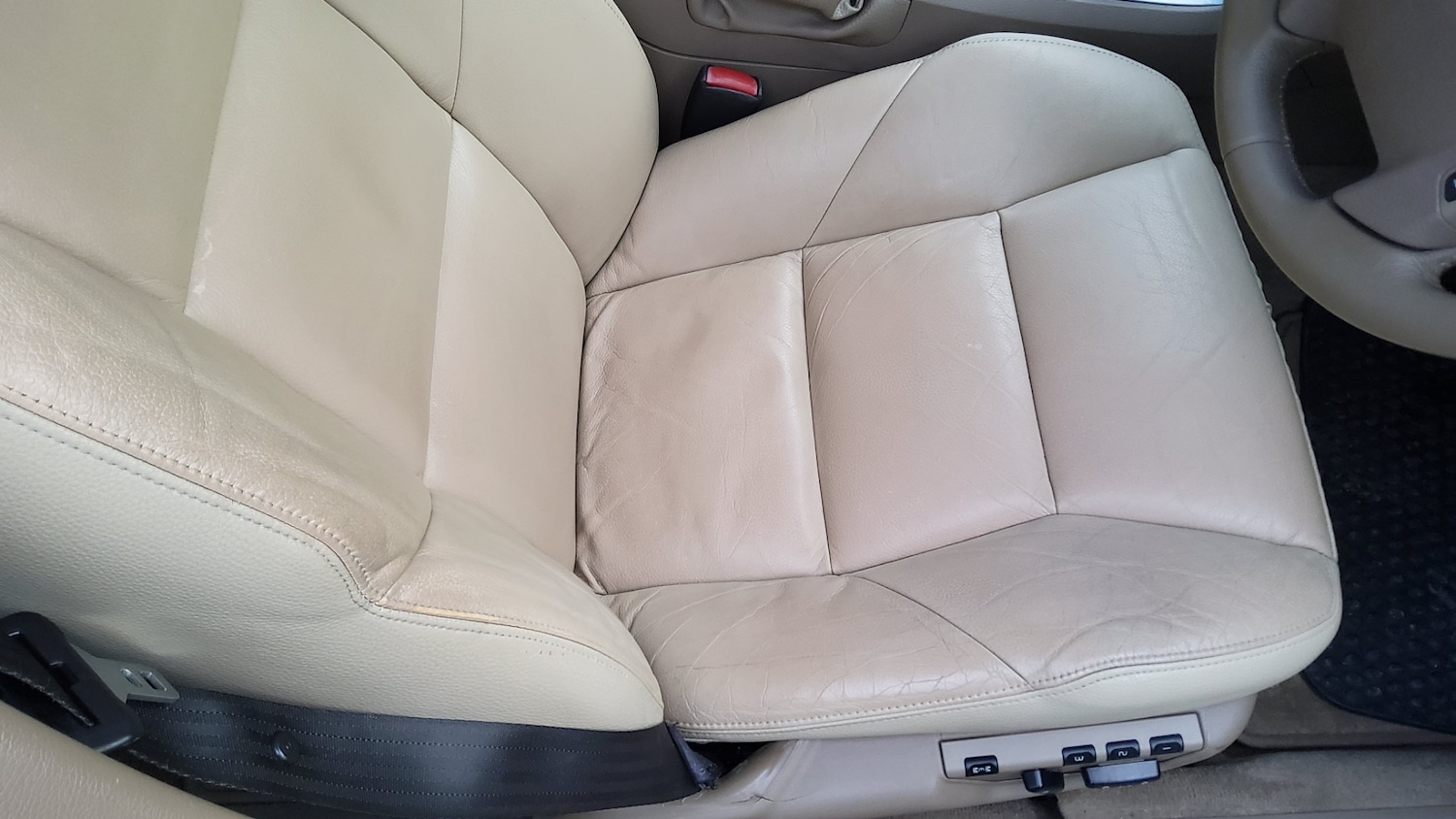 Used Volvo V70 2007 for sale - 77149716: Photo 5