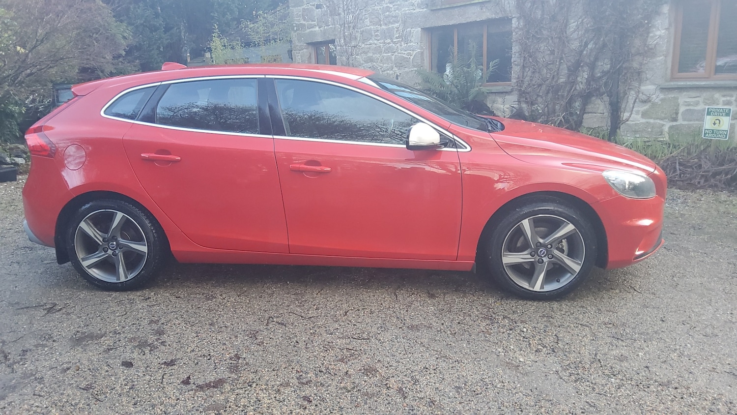 Used Volvo V40 2015 for sale - 77240776: Photo 14