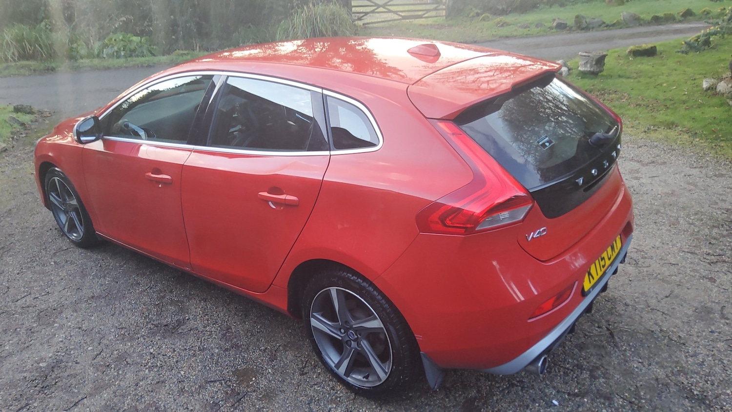 Used Volvo V40 2015 for sale - 77240776: Photo 3