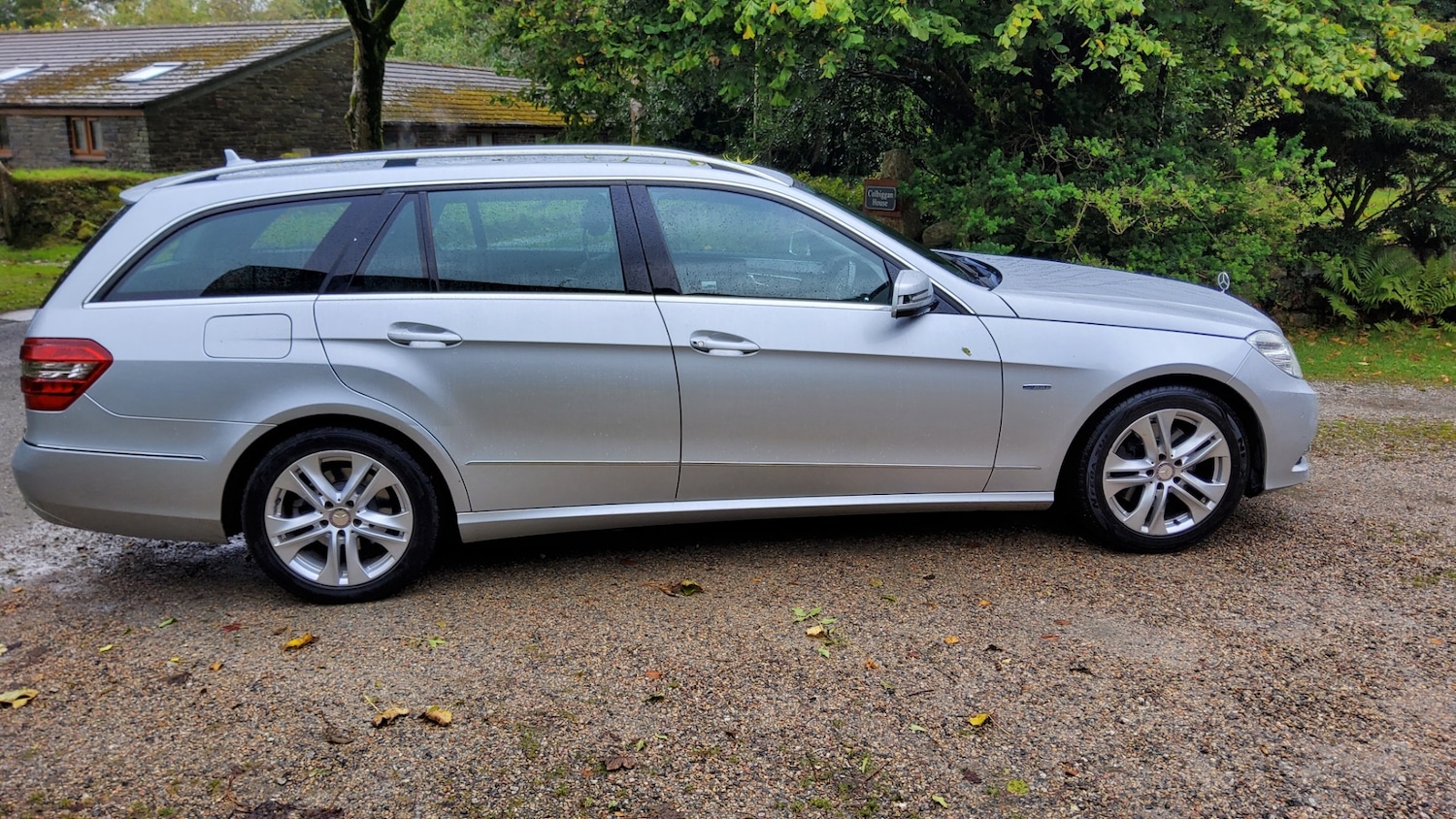Used Mercedes-Benz E Class 2011 for sale - 75891629: Photo 1