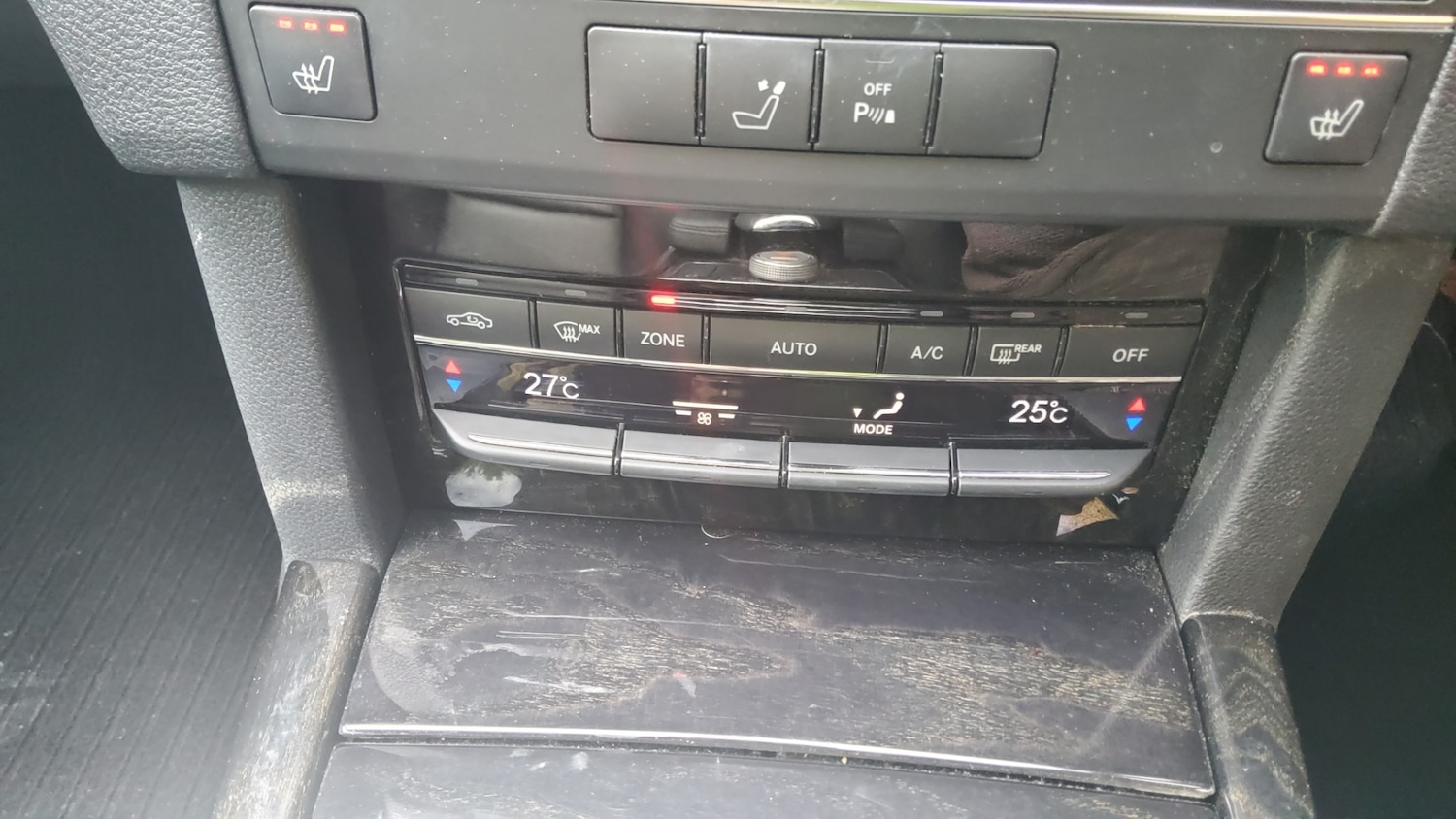 Used Mercedes-Benz E Class 2011 for sale - 75891629: Photo 15