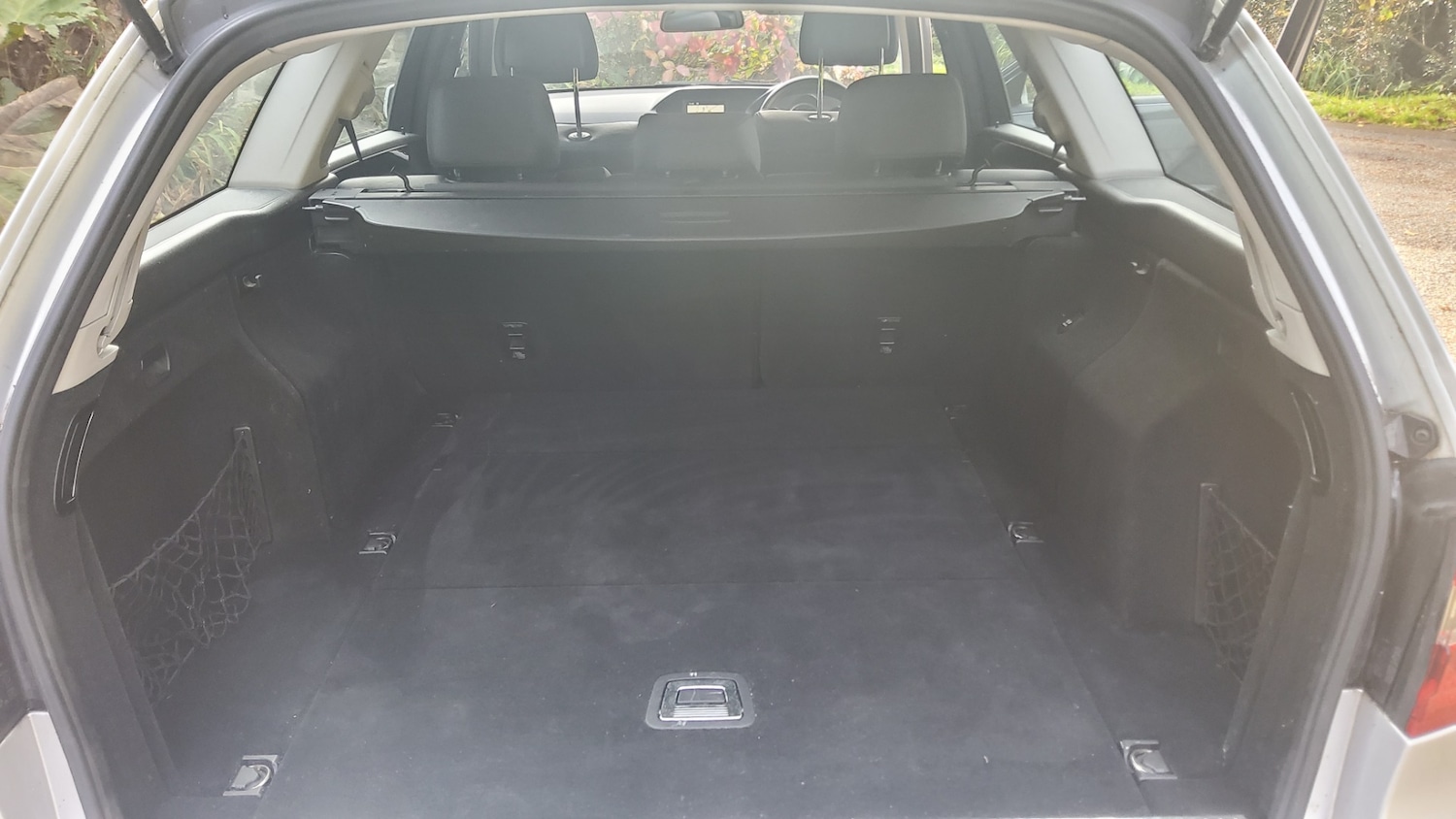 Used Mercedes-Benz E Class 2011 for sale - 75891629: Photo 20