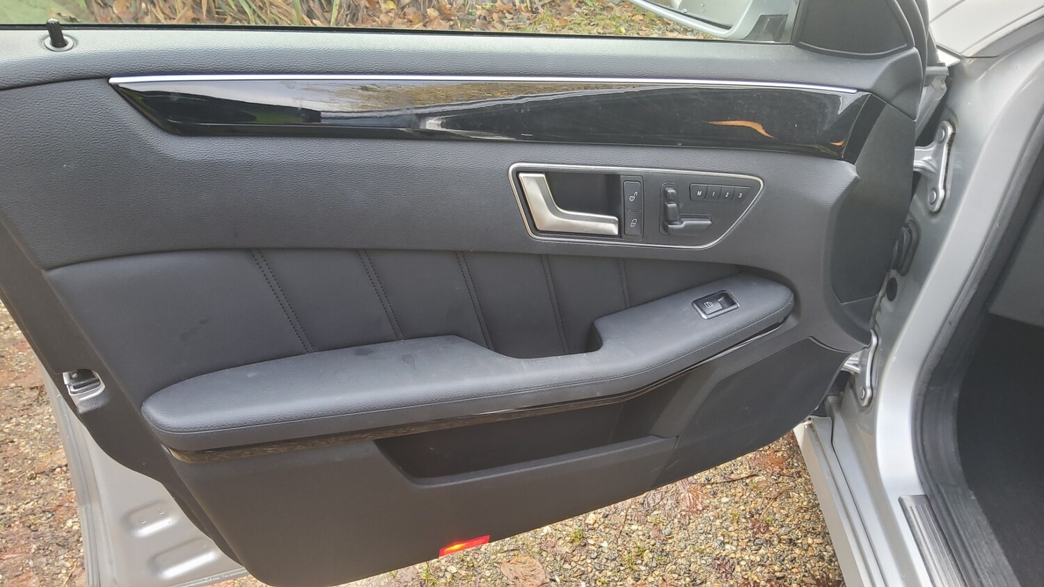 Used Mercedes-Benz E Class 2011 for sale - 75891629: Photo 23