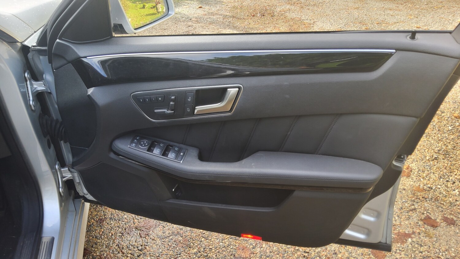 Used Mercedes-Benz E Class 2011 for sale - 75891629: Photo 26