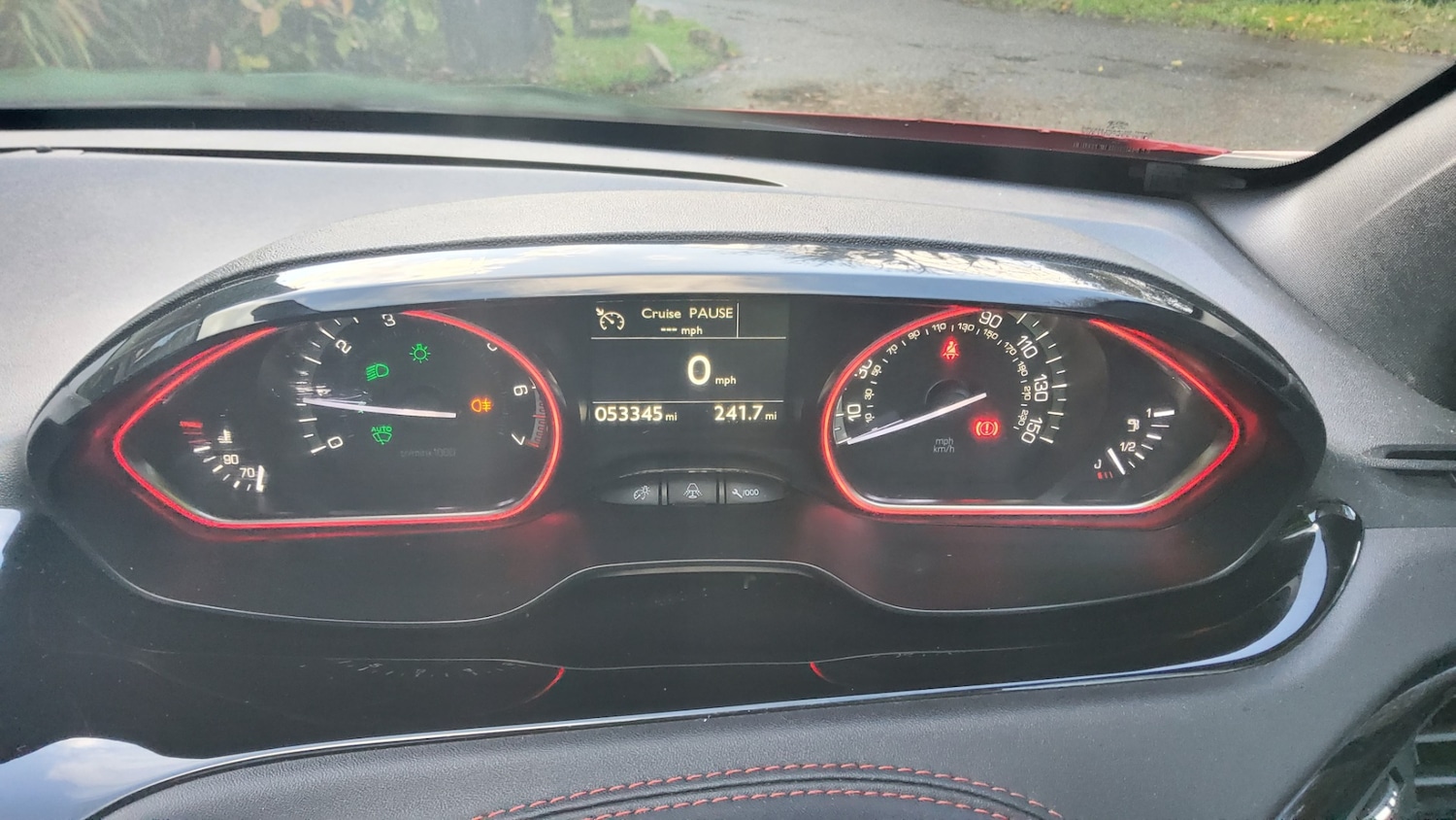 Used Peugeot 208 2017 for sale - 76615729: Photo 2