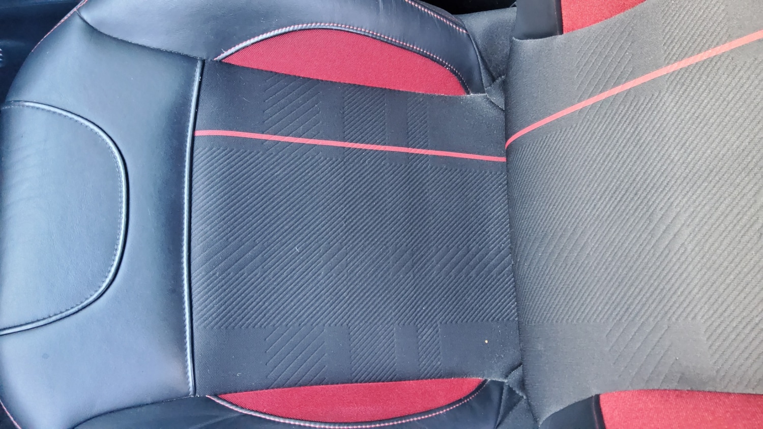 Used Peugeot 208 2017 for sale - 76615729: Photo 21