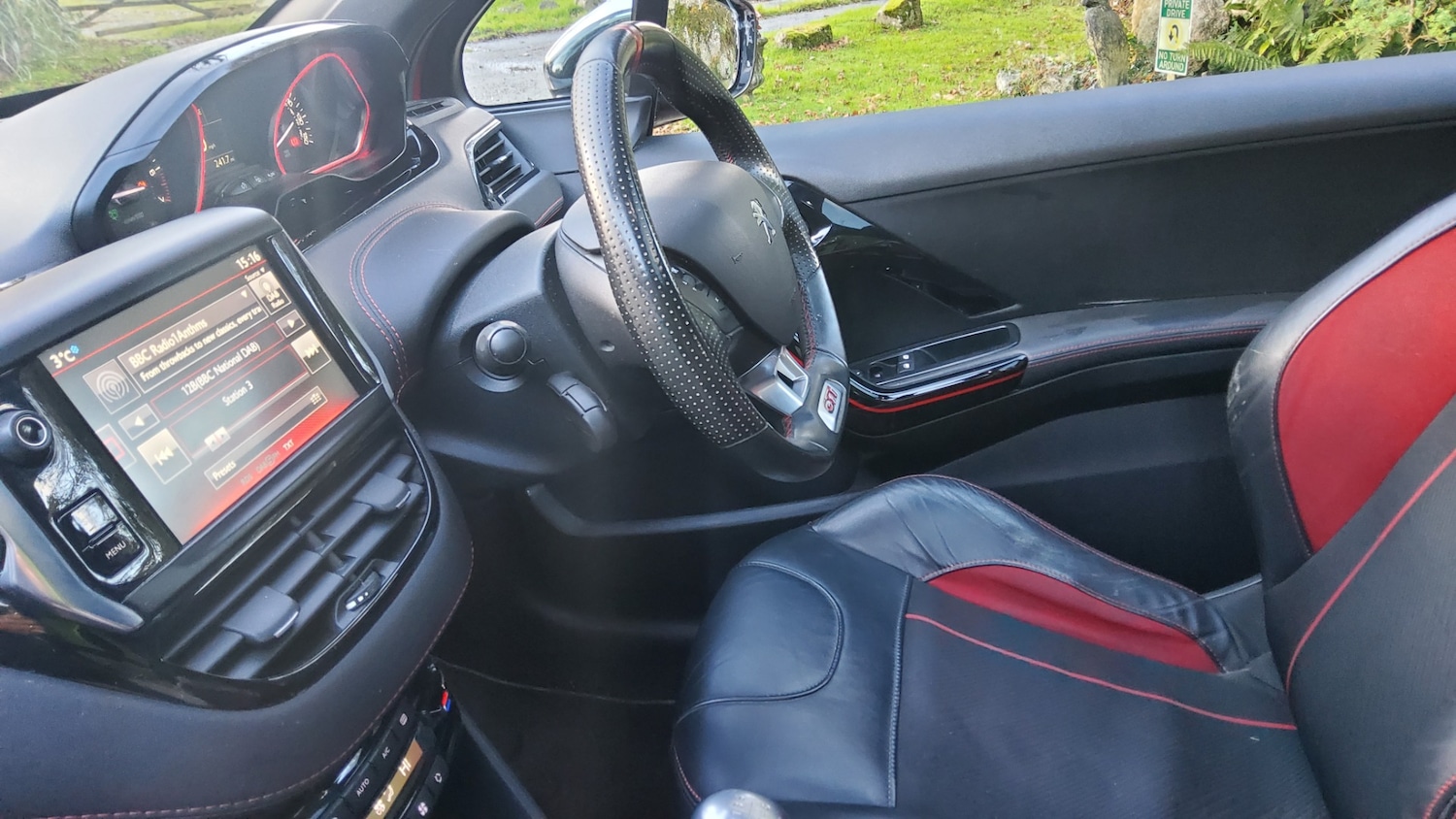 Used Peugeot 208 2017 for sale - 76615729: Photo 22