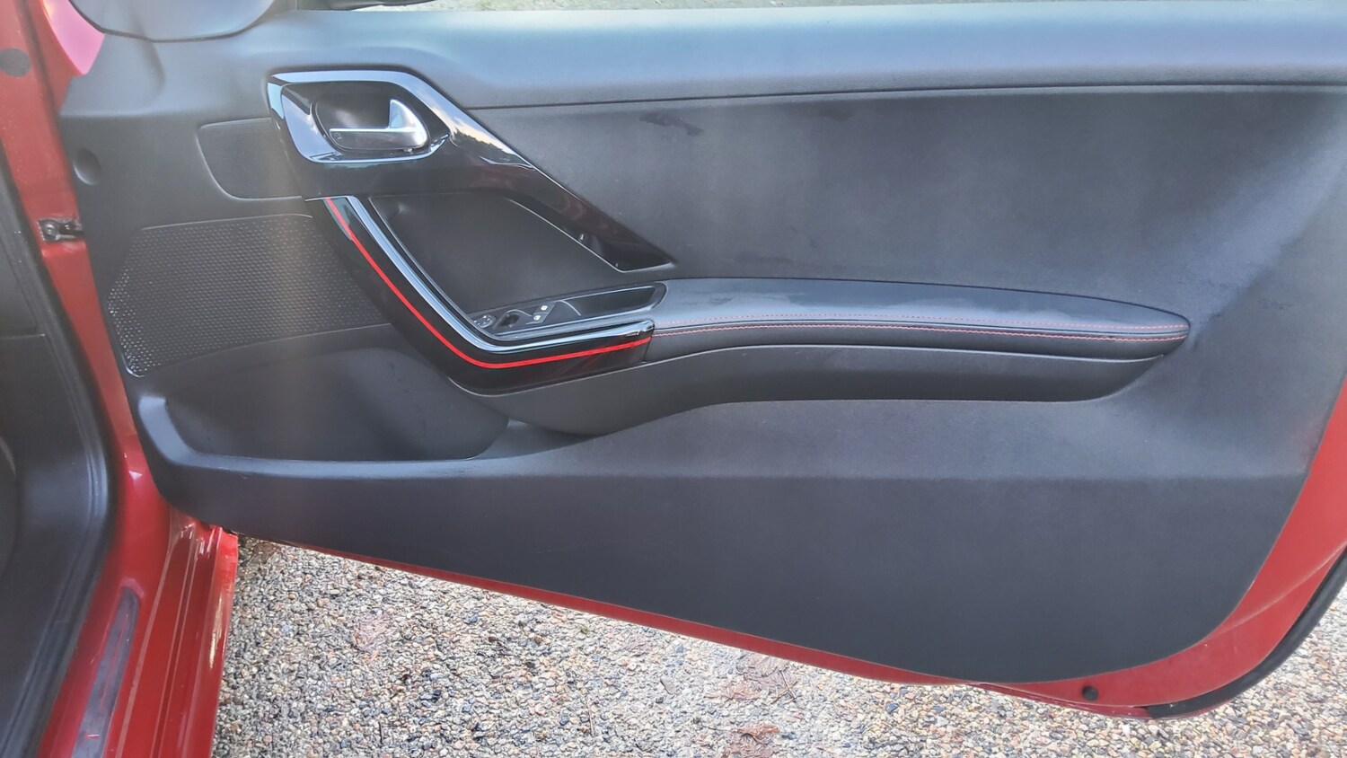 Used Peugeot 208 2017 for sale - 76615729: Photo 24