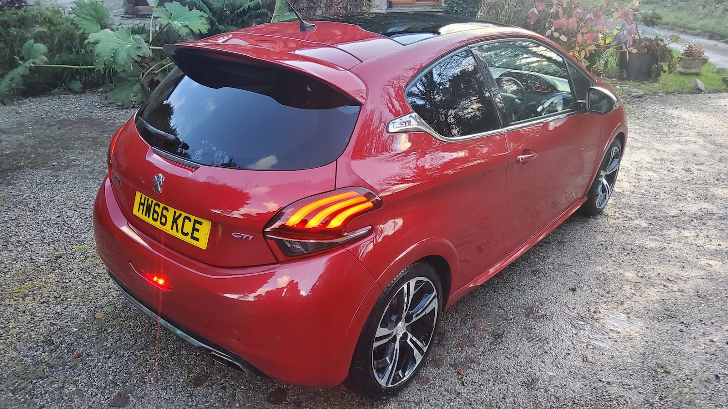 Used Peugeot 208 2017 for sale - 76615729: Photo 4