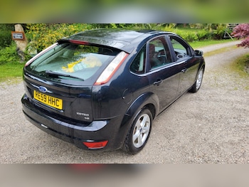 Used Ford Focus 2009 for sale - 78508097: Photo