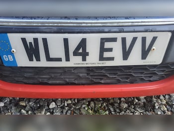 2014 (14) - 1.0i Platinum 5dr