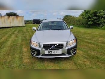 Used Volvo XC70 2009 for sale - 78698765: Photo