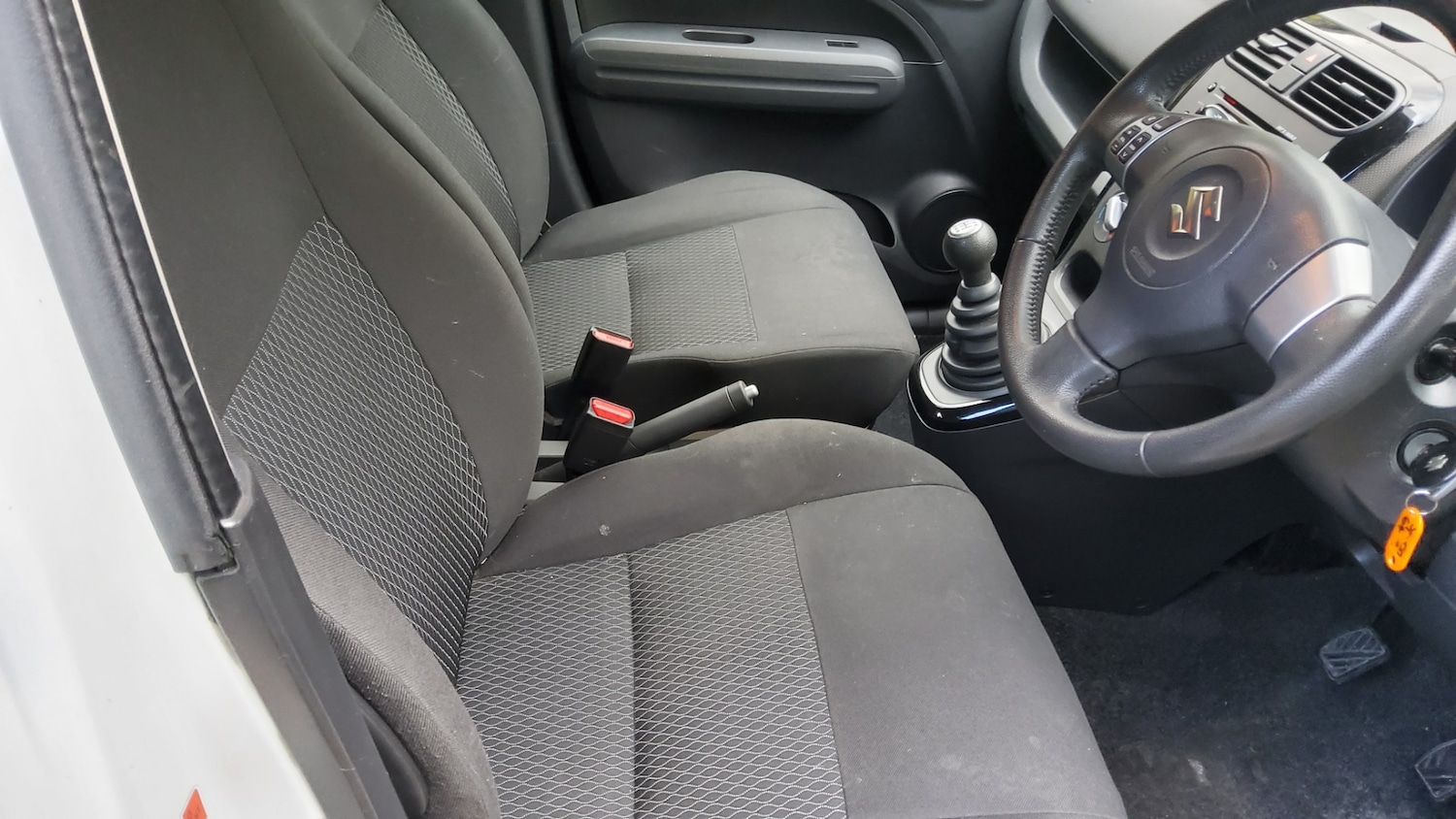 Used Suzuki Splash 2014 for sale - 76320758: Photo 10