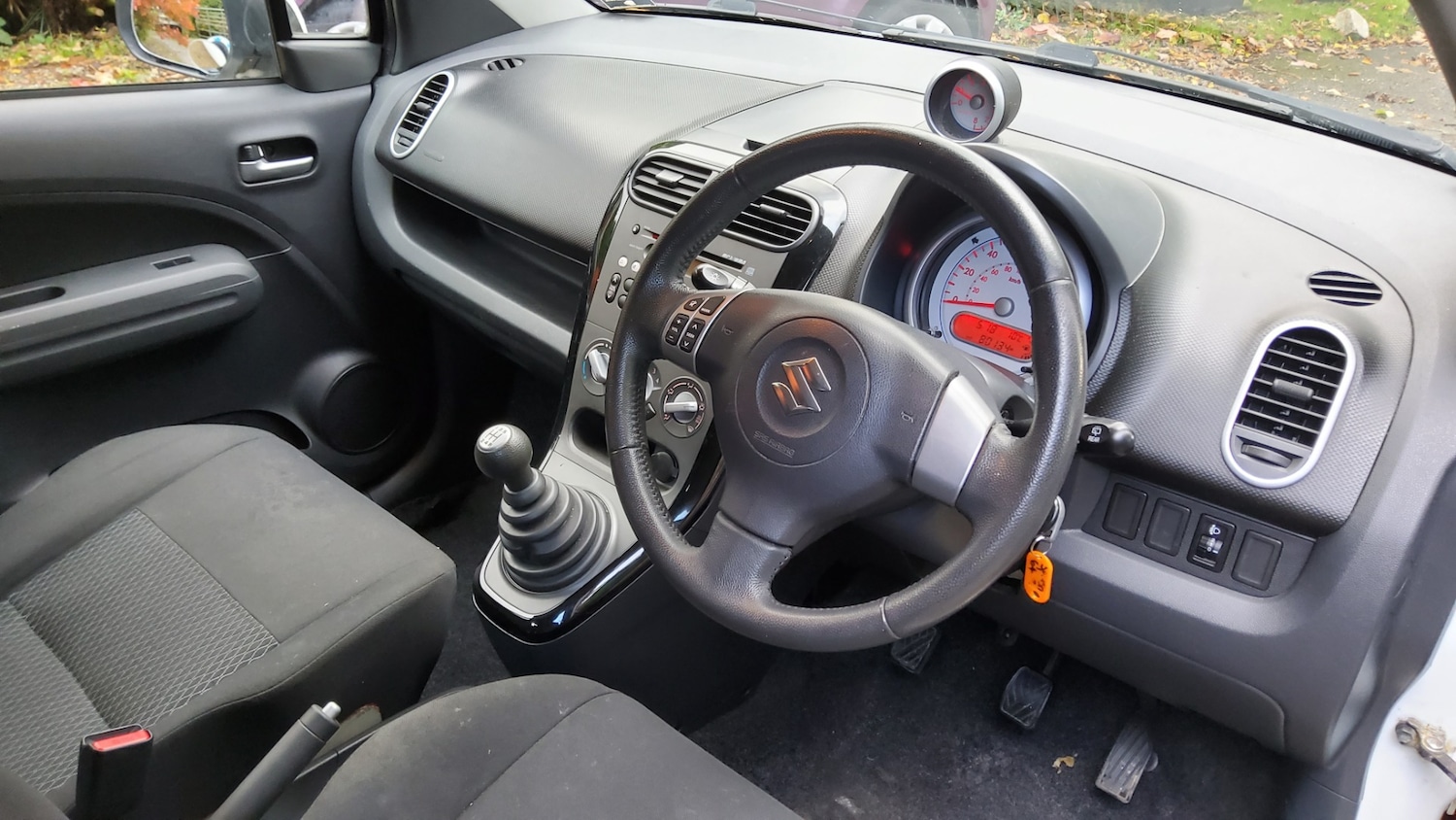 Used Suzuki Splash 2014 for sale - 76320758: Photo 9