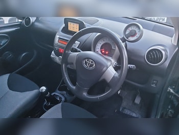 Used Toyota AYGO 2014 for sale - 76831751: Photo