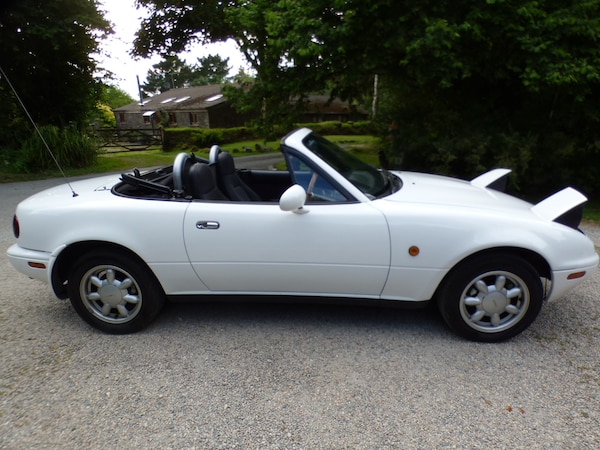 Used Mazda MX-5 for sale - 74362305: Photo 2