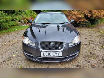 Used Jaguar XF 2010 for sale - 76018049: Photo