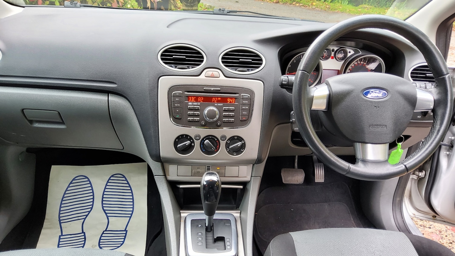 Used Ford Focus 2010 for sale - 76421828: Photo 2