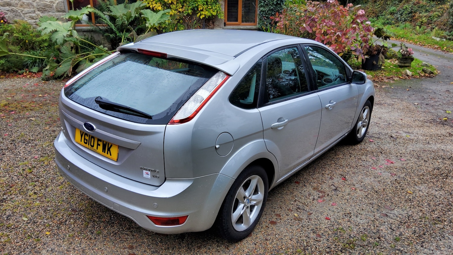 Used Ford Focus 2010 for sale - 76421828: Photo 5