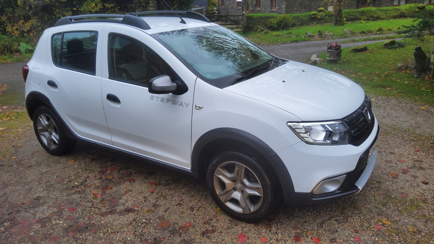 Used Dacia Sandero Stepway 2017 for sale - 76479562: Photo 1