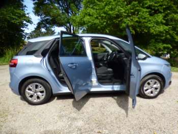 Used Citroen C4 Picasso 2016 for sale - 74755731: Photo