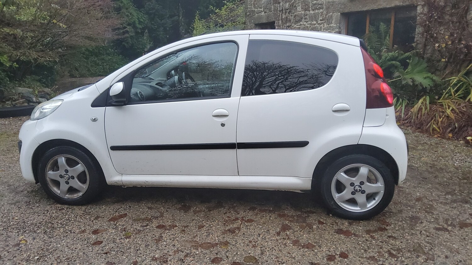 Used Peugeot 107 2013 for sale - 76834715: Photo 5