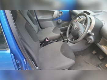 Used Toyota AYGO 2010 for sale - 79087588: Photo