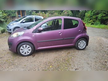2013 (13) - 1.0 Active 5dr