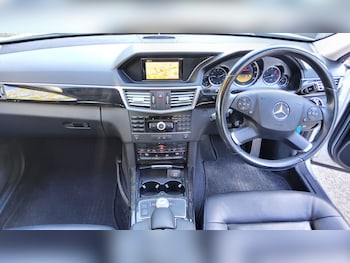 Used Mercedes-Benz E Class 2011 for sale - 78389161: Photo