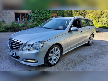 Used Mercedes-Benz E Class 2011 for sale - 78389161: Photo
