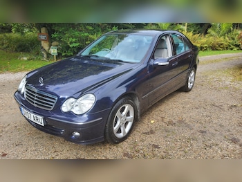 Used Mercedes-Benz C-Class 2007 for sale - 75985290: Photo