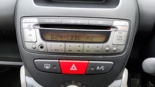 Used Peugeot 107 2014 for sale - 76320790: Photo 11