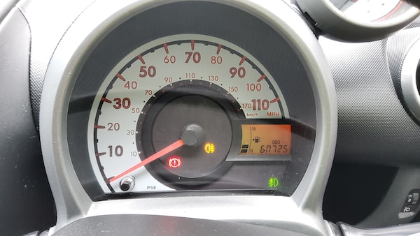 Used Peugeot 107 2014 for sale - 76320790: Photo 3