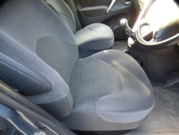 2010 (10) - 1.6 HDi 92 Desire 5dr