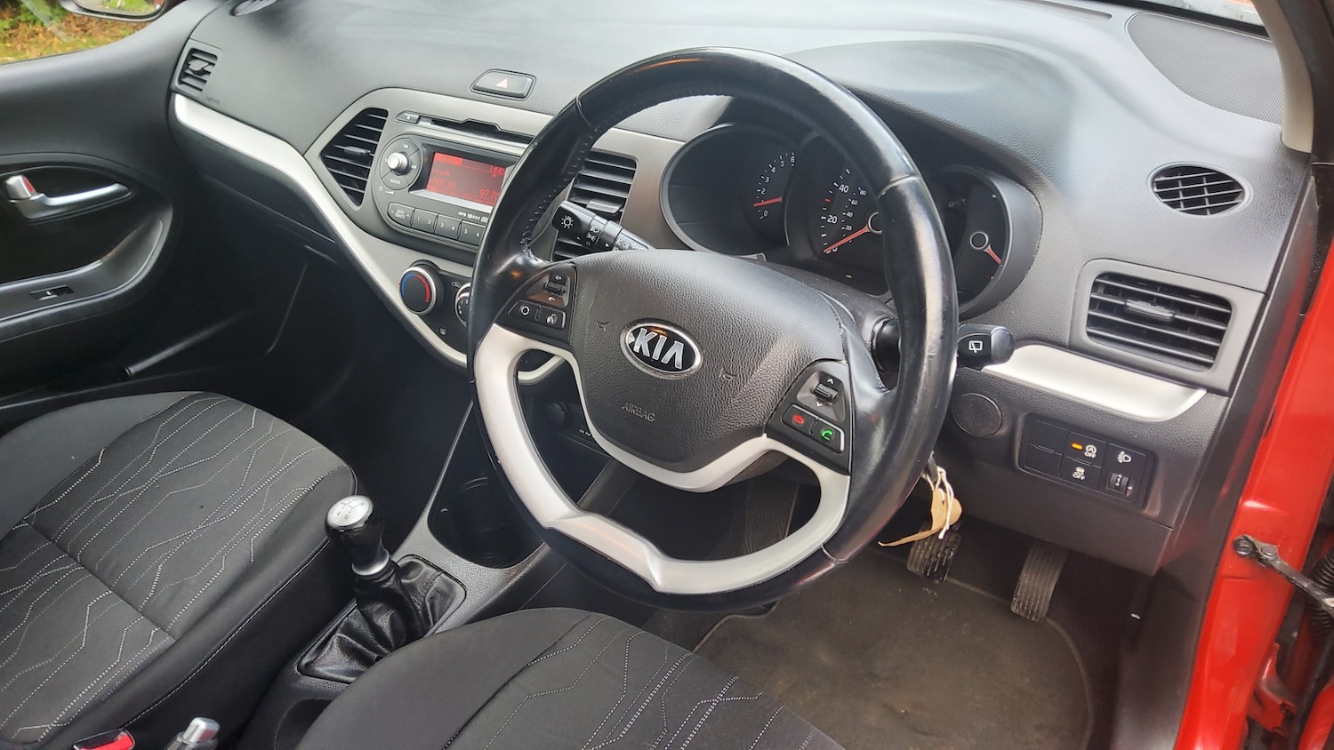 Used Kia Picanto 2014 for sale - 76611497: Photo 2