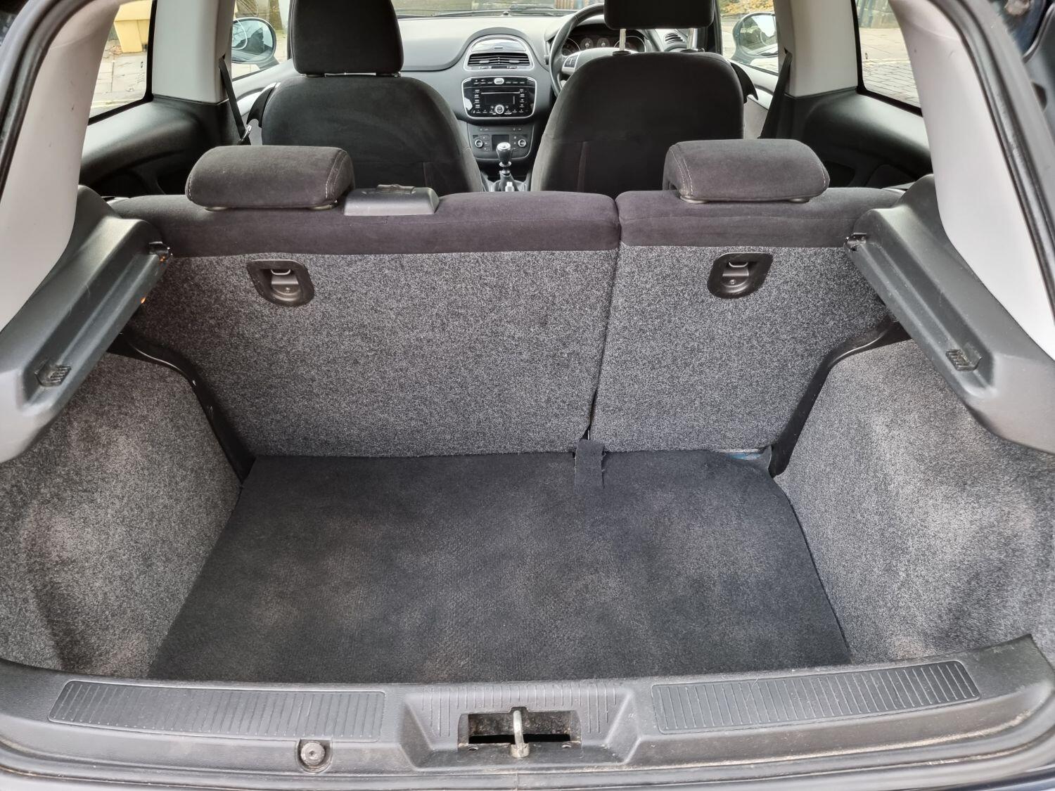 Used Fiat Punto 2014 for sale - 77162228: Photo 14